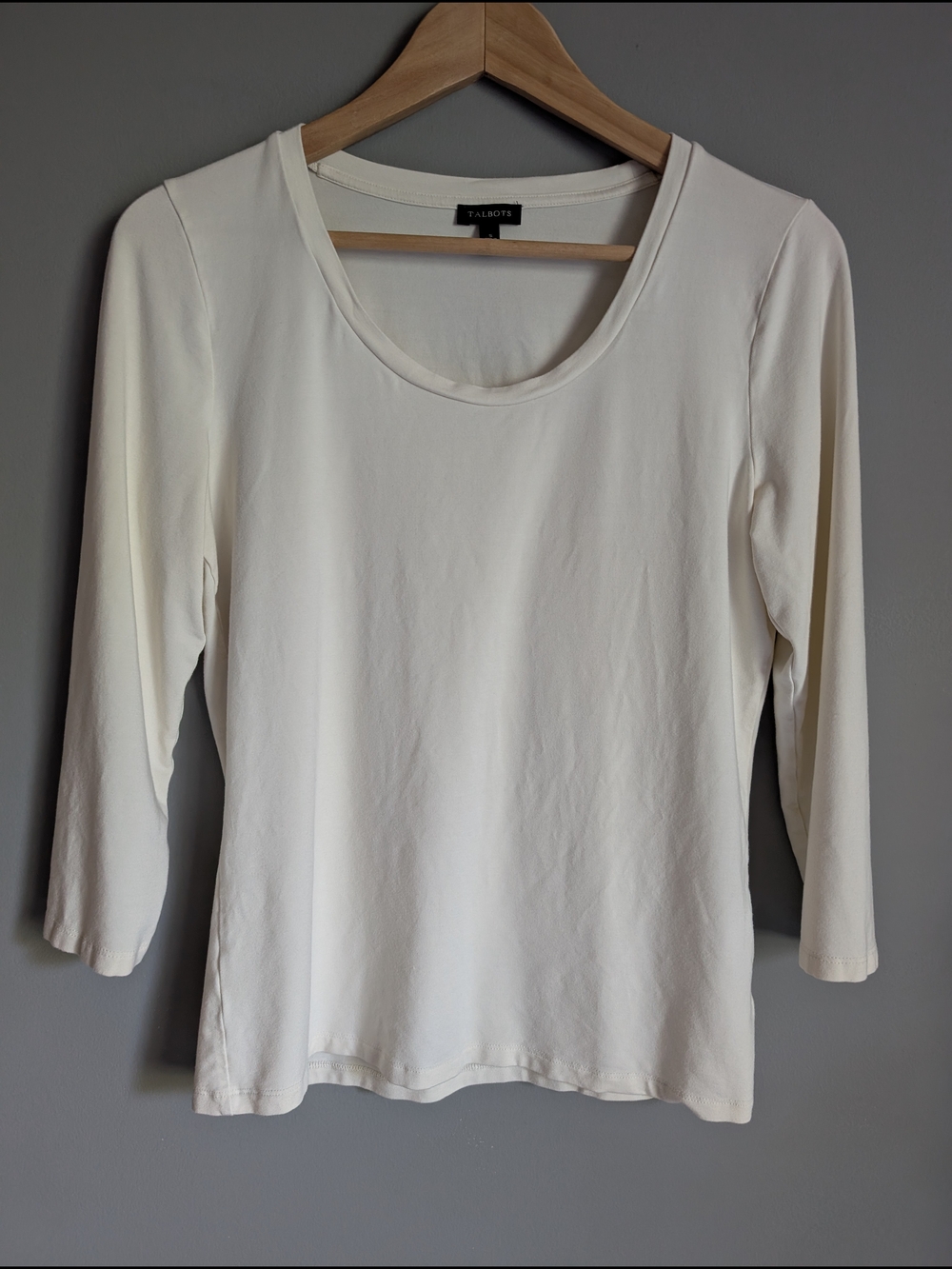 Talbots Cream Long Sleeve Scoop Neck Top
